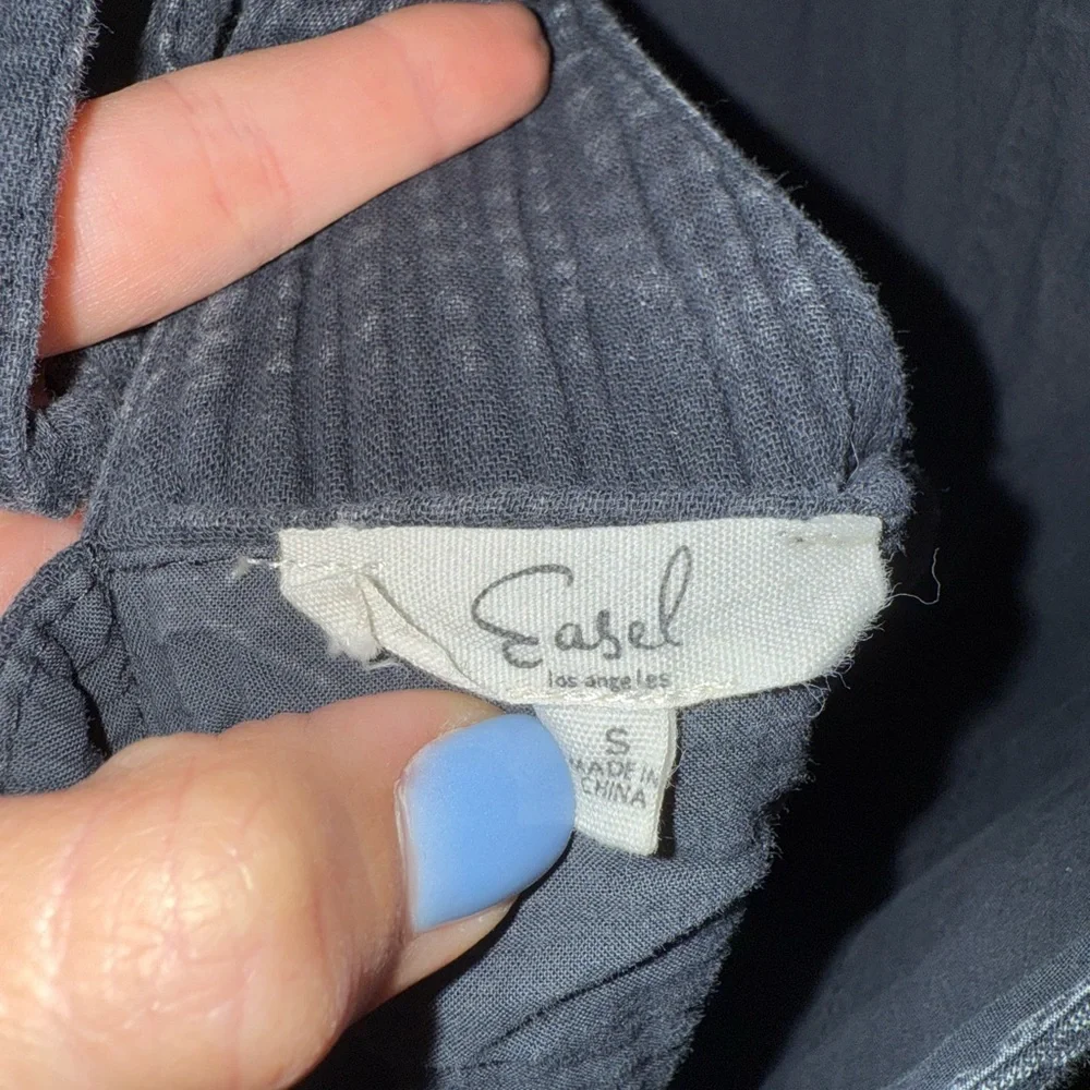 Easel Charcoal Gray Textured Fabric jumpsuit - Picture 9 of 9